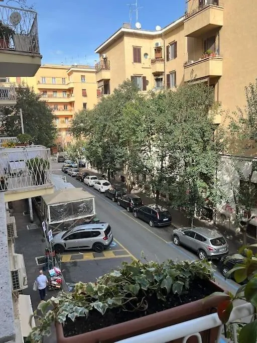 Spazioso Appartamento 10 Min A Piedi Dal Vaticano E Metro Rome 0*,